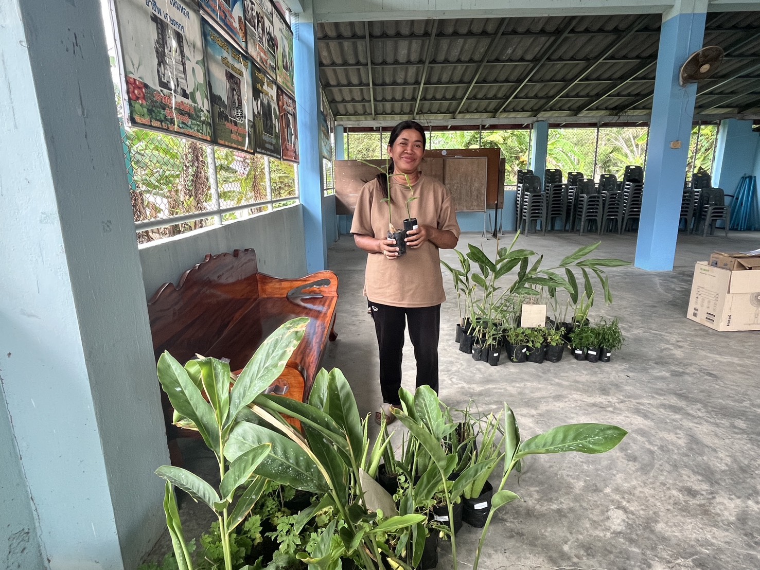 title - ส.ป.ก.ประจวบคีรีขันธ์ ดำเนินการมอบปัจจัยการผลิต โครงการยกระดับศักยภาพการพัฒนาสินค้าเกษตรชีวภาพในเเขตปฏิรูปที่ดินจังหวัดประจวบคีรีขันธ์ ปีงบประมาณ พ.ศ. 2569